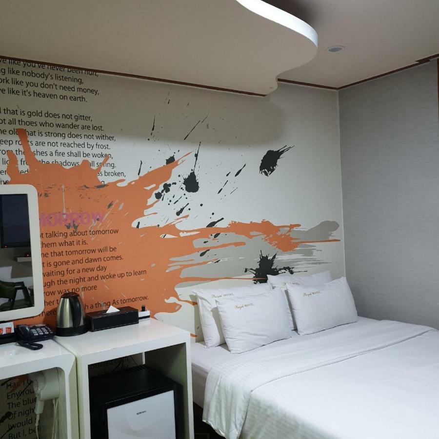 Pocheon Royal Hotel Kültér fotó