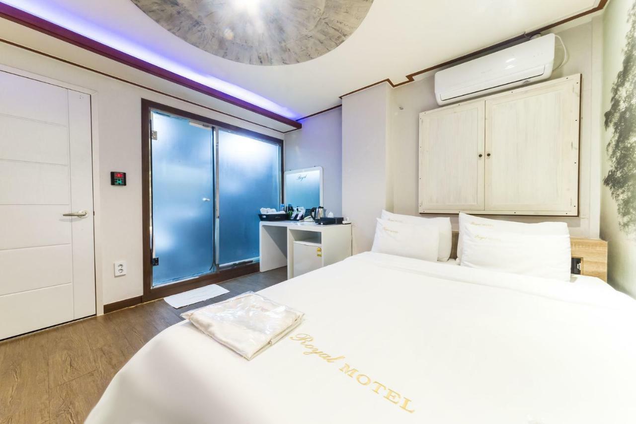 Pocheon Royal Hotel Kültér fotó