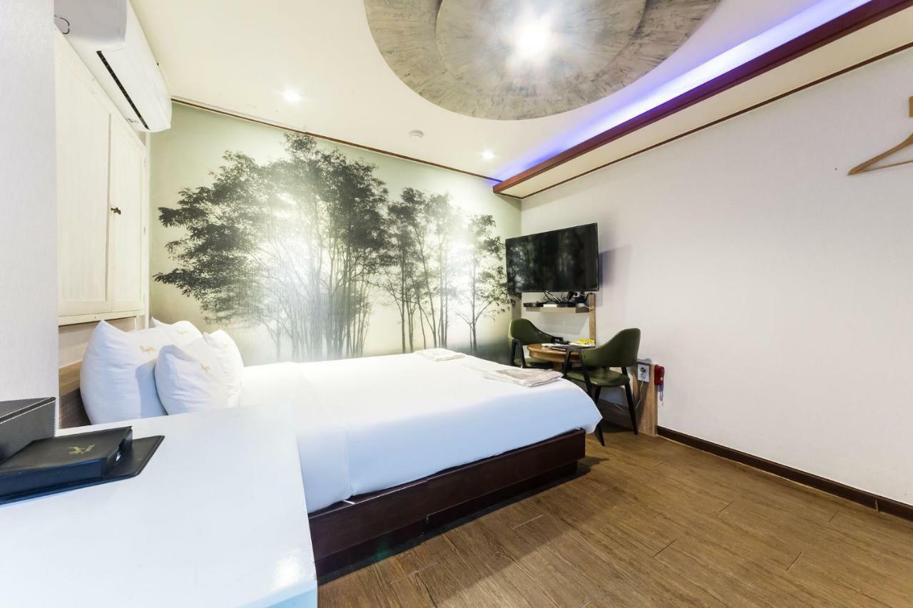 Pocheon Royal Hotel Kültér fotó