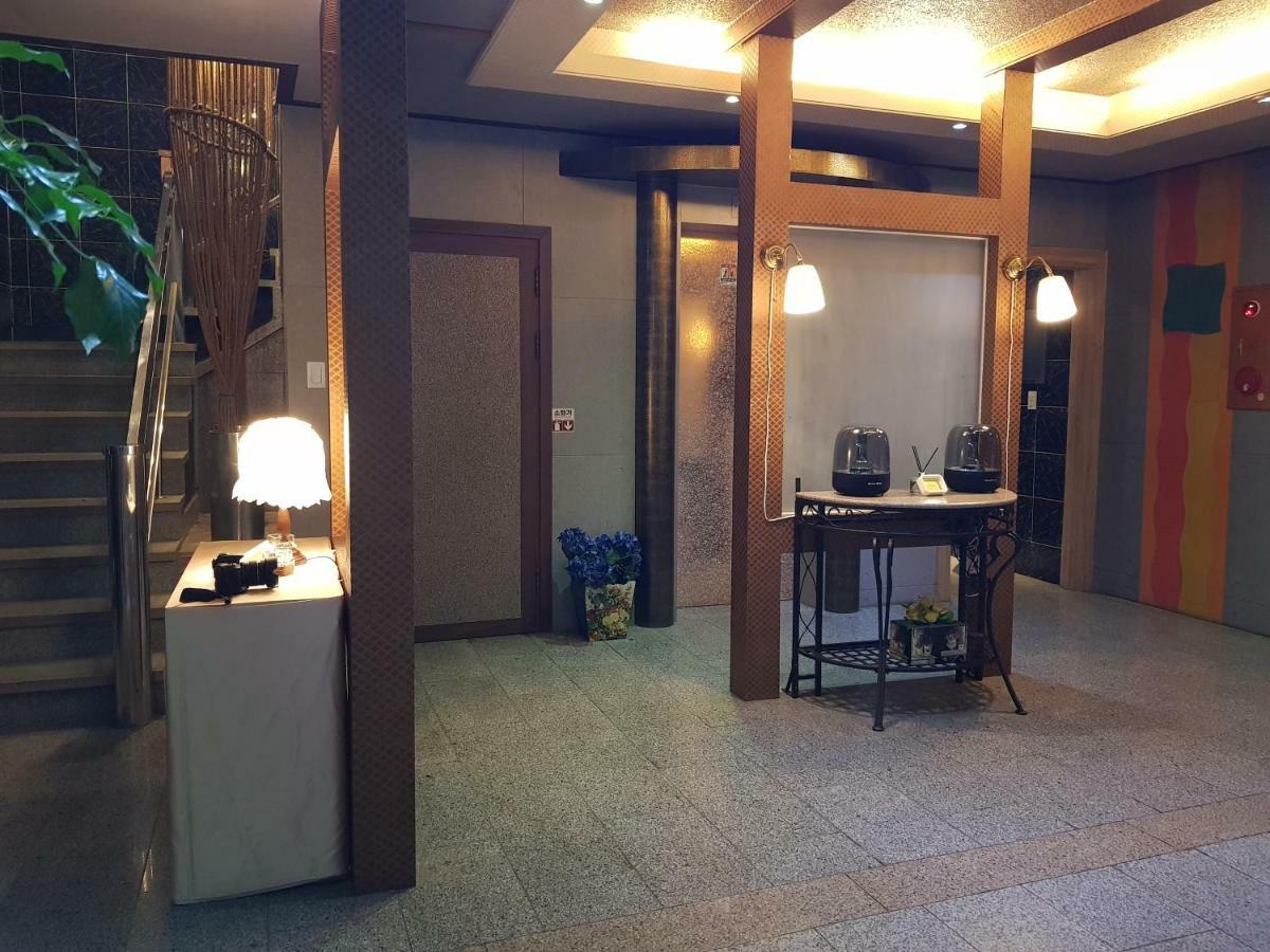 Pocheon Royal Hotel Kültér fotó